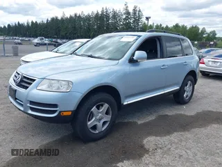 2007 Volkswagen Touareg V6 z VIN WVGZE77L37D001840, wystawiony jako IAAI lot #42323795 z przebiegiem 176 486 mil mil oraz . Historia ofert i sprzedaży dostępna na DreamBid. Obrazek 2.