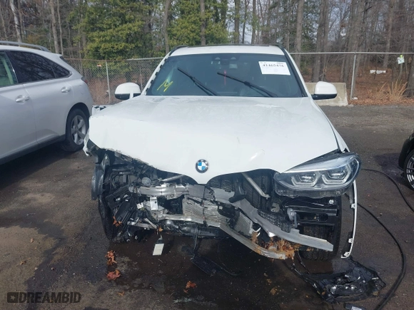 2021 BMW X3 M40i with VIN 5UXTY9C02M9E56106, listed as a IAAI auction lot 41465476 with 1 mi miles. Bid and sale history available at carsss.com. Image 11.