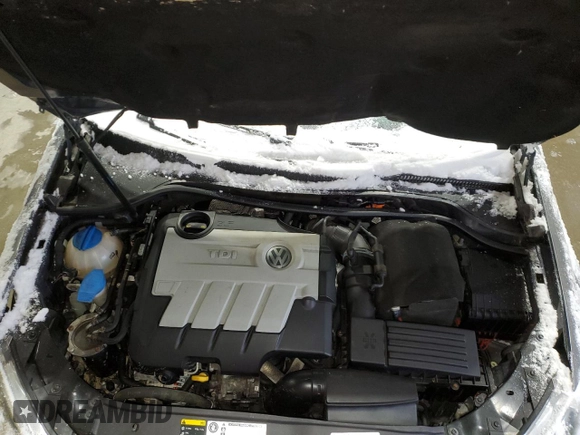 2014 Volkswagen Golf TDI w/Sunroof & Nav with VIN WVWDM7AJ8EW005019, listed as a Copart auction lot 87408824 with 88,332 mi miles and Salvage title. Bid and sale history available at DreamBid. Image 11.