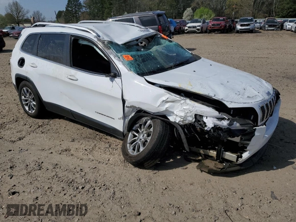2019 Jeep Cherokee Latitude Plus with VIN 1C4PJLLB5KD204105, listed as a Copart auction lot 49886695 with 131,696 mi miles and Salvage Title. Bid and sale history available at carsss.com. Image 4.