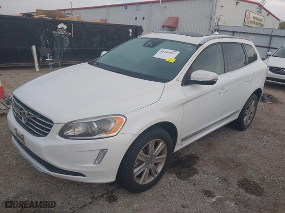 2016 Volvo XC60 T5 Platinum with VIN YV4612RM2G2788557, listed as a IAAI auction lot 41893917 with 95,257 mi miles. Bid and sale history available at carsss.com. Image 23.