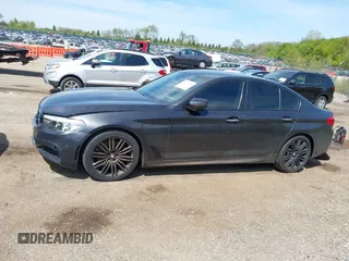 2018 BMW 5 Series 540i z VIN WBAJE5C50JWA96205, wystawiony jako IAAI lot #42213253 z przebiegiem 96 198 mil mil oraz . Historia ofert i sprzedaży dostępna na DreamBid. Obrazek 13.