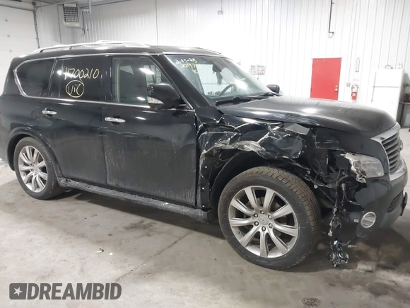 2013 Infiniti QX56 z VIN JN8AZ2NE2D9060510, wystawiony jako IAAI lot #41700210 z przebiegiem 174 834 mil mil oraz . Historia ofert i sprzedaży dostępna na DreamBid. Obrazek 6.