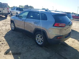 2016 Jeep Cherokee Latitude with VIN 1C4PJLCB7GW351506, listed as a IAAI auction lot 42264579 with 71,021 mi miles and . Bid and sale history available at DreamBid. Image 3.