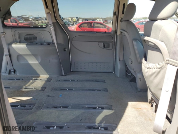 2006 Chrysler Town & Country SWB with VIN 1A4GP45R66B565028, listed as a Copart auction lot 50292225 with 97,423 mi miles and Clean Title. Bid and sale history available at carsss.com. Image 12.