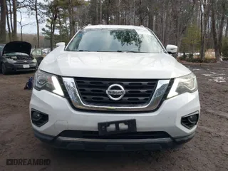 2018 Nissan Pathfinder S with VIN 5N1DR2MM3JC664174, listed as a IAAI auction lot 41396360 with 131,589 mi miles. Bid and sale history available at carsss.com. Image 12.