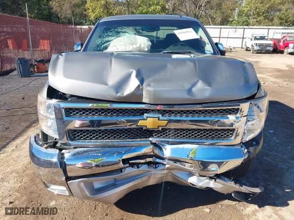 2012 Chevrolet Silverado 1500 LT with VIN 1GCRCSE06CZ277402, listed as a IAAI auction lot 40880052 with 140,769 mi miles. Bid and sale history available at carsss.com. Image 13.