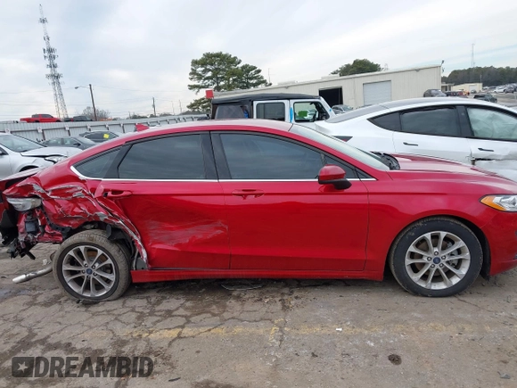 2020 Ford Fusion SE with VIN 3FA6P0HD5LR252186, listed as a IAAI auction lot 41394708 with 99,092 mi miles. Bid and sale history available at carsss.com. Image 13.