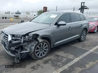2017 Audi Q7 Premium Plus with VIN WA1LAAF71HD054278, listed as a IAAI auction lot 41391066 with 100,201 mi miles. Bid and sale history available at carsss.com. Image 17.