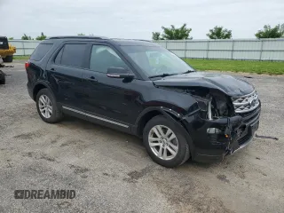 2018 Ford Explorer XLT z VIN 1FM5K8D82JGB05397, wystawiony jako Copart lot #60911525 z przebiegiem 146 485 mil mil oraz Nie do naprawy • Non repairable. Historia ofert i sprzedaży dostępna na DreamBid. Obrazek 4.
