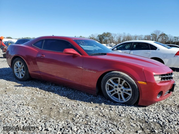 2013 Chevrolet Camaro LT with VIN 2G1FB1E31D9132590, listed as a Copart auction lot 84666084 with 351,497 mi miles and Salvage Title. Bid and sale history available at carsss.com. Image 4.