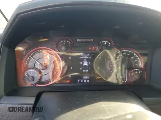 2016 Ram 1500 Rebel z VIN 1C6RR7YT6GS211830, wystawiony jako Copart lot #54072485 z przebiegiem 56 512 mil mil oraz Szkody całkowita. Historia ofert i sprzedaży dostępna na DreamBid. Obrazek 9.