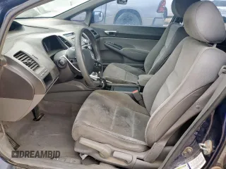 2006 Honda Civic LX z VIN 1HGFA165X6L031877, wystawiony jako Copart lot #59934095 z przebiegiem 187 365 mil mil oraz Czysty tytuł • Clean title. Historia ofert i sprzedaży dostępna na DreamBid. Obrazek 7.