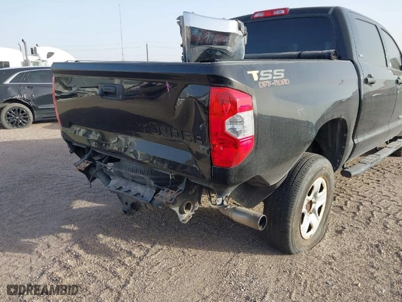2014 Toyota Tundra 2WD Truck SR5 with VIN 5TFEY5F14EX153233, listed as a IAAI auction lot 41696120 with 124,162 mi miles. Bid and sale history available at carsss.com. Image 6.