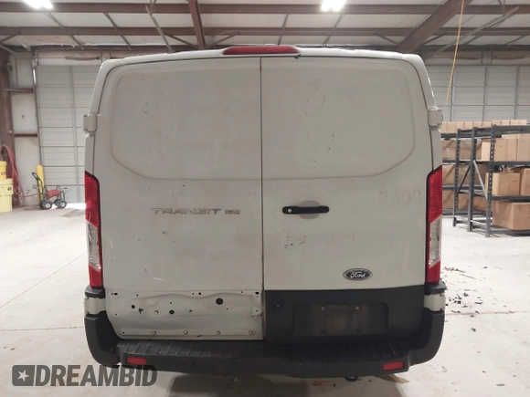 2019 Ford Transit z VIN 1FTYE1ZM4KKB38454, wystawiony jako IAAI lot #41599919 z przebiegiem 187 153 mil mil oraz . Historia ofert i sprzedaży dostępna na DreamBid. Obrazek 16.