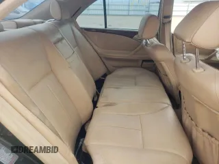 2002 Mercedes-Benz E-Class with VIN WDBJF70J12B491401, listed as a Copart auction lot 85482484 with 191,903 mi miles and Non Repairable. Bid and sale history available at carsss.com. Image 6.
