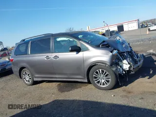 2019 Toyota Sienna XLE Auto Access Seat with VIN 5TDYZ3DC1KS009336, listed as a IAAI auction lot 41774424 with 108,334 mi miles. Bid and sale history available at carsss.com. Image 13.