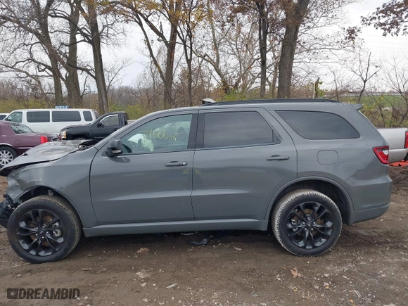 2022 Dodge Durango GT Plus with VIN 1C4RDJDG9NC187642, listed as a IAAI auction lot 40886210 with 39,006 mi miles. Bid and sale history available at carsss.com. Image 14.
