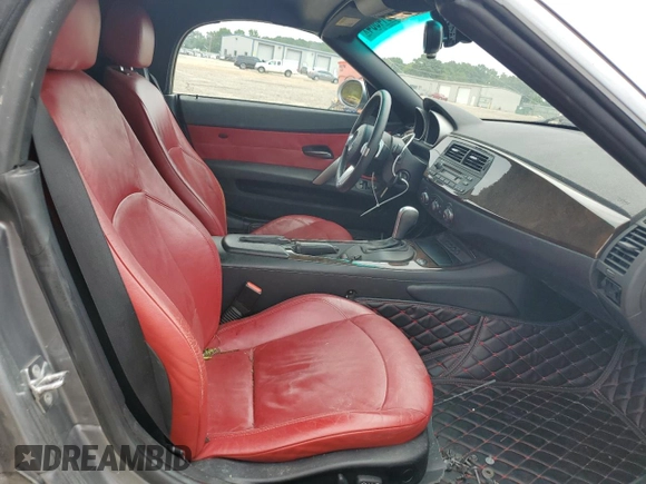 2008 BMW Z4 3.0si with VIN 4USBU53588LX04307, listed as a Copart auction lot 63514304 with 89,345 mi miles and Salvage Title. Bid and sale history available at carsss.com. Image 10.