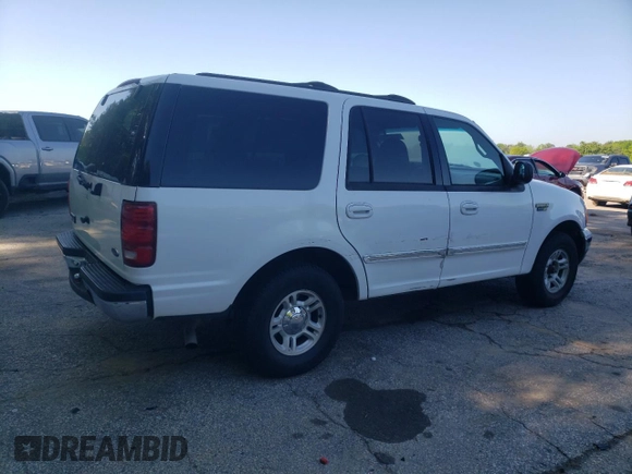 2002 Ford Expedition XLT с VIN 1FMRU15W52LA94288, выставлен на аукционе Copart как лот 52745335 с пробегом 219 734 миль миль и Списание • Salvage title. История ставок и продаж доступна на DreamBid. Изображение 3.