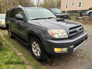 2005 Toyota 4Runner SR5 with VIN JTEBT14R158018560, listed as a Copart auction lot 55010465 with 346,247 mi miles and Clean Title. Bid and sale history available at DreamBid. Image 1.