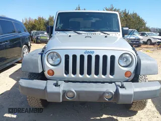 2007 Jeep Wrangler X z VIN 1J4FA24187L143478, wystawiony jako IAAI lot #41782412 z przebiegiem 138 913 mil mil oraz . Historia ofert i sprzedaży dostępna na DreamBid. Obrazek 6.