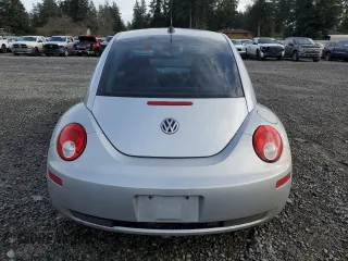 2008 Volkswagen New Beetle Coupe S with VIN 3VWRW31C98M510546, listed as a Copart auction lot 85232744 with 133,264 mi miles and Salvage Title. Bid and sale history available at carsss.com. Image 6.