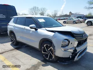 2024 Mitsubishi Outlander SE with VIN JA4J4VA88RZ085652, listed as a IAAI auction lot 41906179 with 6,532 mi miles. Bid and sale history available at carsss.com. Image 12.