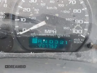 2001 Chevrolet Tahoe LS with VIN 1GNEC13V81J292896, listed as a IAAI auction lot 42061466 with 207,762 mi miles and . Bid and sale history available at DreamBid. Image 7.