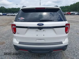 2019 Ford Explorer XLT with VIN 1FM5K7D84KGB01752, listed as a IAAI auction lot 42423239 with 97,861 mi miles and . Bid and sale history available at DreamBid. Image 17.