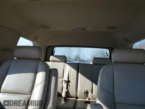 2009 Cadillac Escalade z VIN 1GYFK23299R246710, wystawiony jako Copart lot #41768465 z przebiegiem 110 225 mil mil oraz Czysty tytuł • Clean title. Historia ofert i sprzedaży dostępna na DreamBid. Obrazek 10.