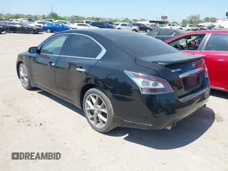 2012 Nissan Maxima S z VIN 1N4AA5AP3CC865015, wystawiony jako IAAI lot #41848424 z przebiegiem 133 011 mil mil oraz . Historia ofert i sprzedaży dostępna na DreamBid. Obrazek 3.