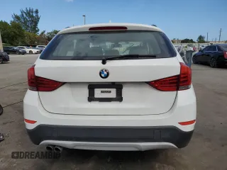 2013 BMW X1 28i with VIN WBAVM1C54DVW42668, listed as a Copart auction lot 47722045 with 71,450 mi miles and Salvage Title. Bid and sale history available at carsss.com. Image 6.