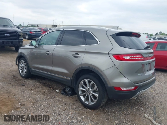 2017 Lincoln MKC Select with VIN 5LMCJ2C92HUL34916, listed as a IAAI auction lot 42024355 with 34,242 mi miles and . Bid and sale history available at DreamBid. Image 3.