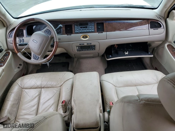 2002 Lincoln Town Car Cartier with VIN 1LNHM83W32Y671331, listed as a Copart auction lot 78301604 with 0 mi miles and Clean Title. Bid and sale history available at carsss.com. Image 8.