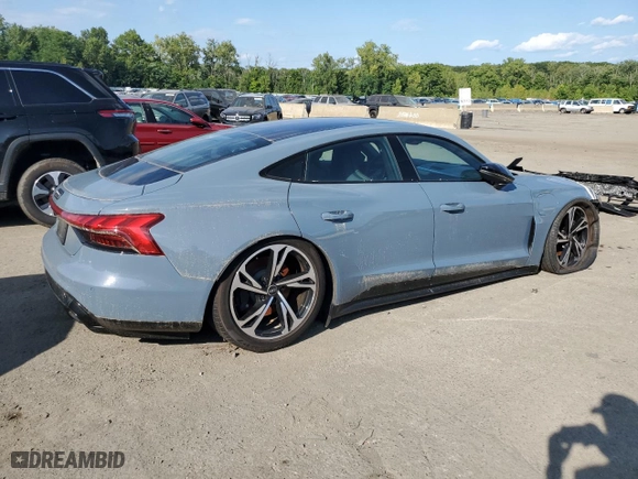 2022 Audi e-tron GT Premium Plus with VIN WAUCJBFW2N7004693, listed as a Copart auction lot 68906384 with 0 mi miles and Salvage Title. Bid and sale history available at carsss.com. Image 3.