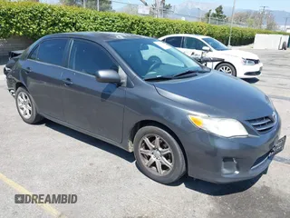 2013 Toyota Corolla L with VIN 2T1BU4EE8DC932676, listed as a IAAI auction lot 41963709 with 222,289 mi miles. Bid and sale history available at carsss.com. Image 1.