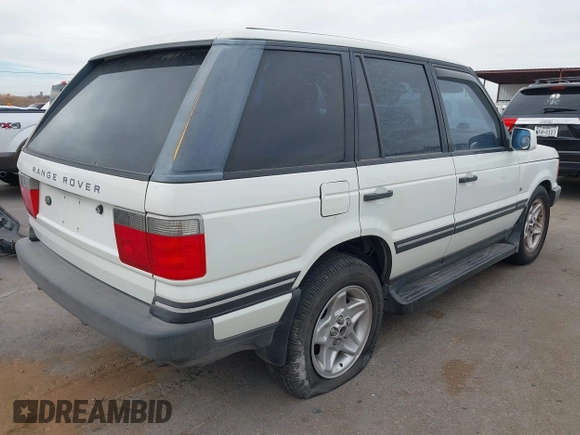 2001 Land Rover Range Rover with VIN SALPM16461A455068, listed as a IAAI auction lot 41550292 with 207,788 mi miles and . Bid and sale history available at DreamBid. Image 6.