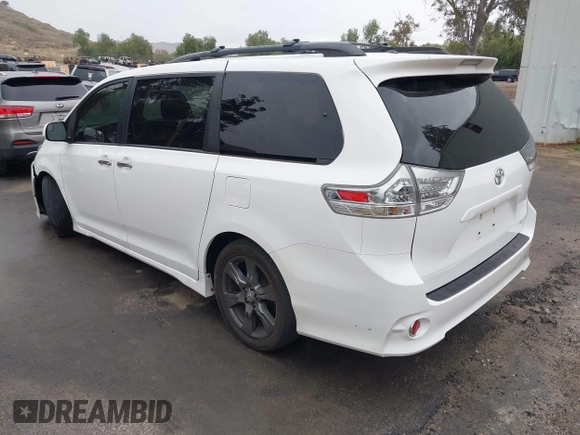 2017 Toyota Sienna SE with VIN 5TDXZ3DC8HS787136, listed as a IAAI auction lot 42062413 with 87,386 mi miles and . Bid and sale history available at DreamBid. Image 3.