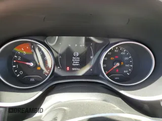 2018 Jeep Compass Latitude z VIN 3C4NJCBB8JT495295, wystawiony jako Copart lot #61054315 z przebiegiem 50 324 mil mil oraz Szkoda całkowita • Salvage title. Historia ofert i sprzedaży dostępna na DreamBid. Obrazek 9.