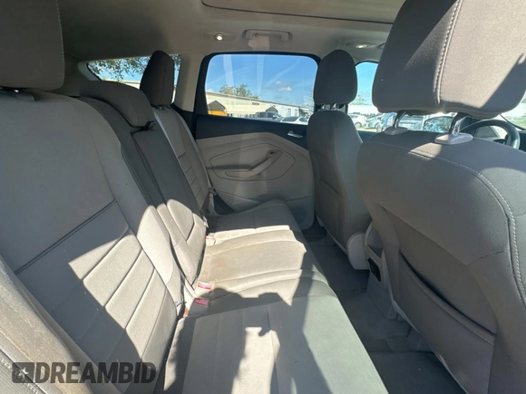 2013 Ford Escape SE с VIN 1FMCU9G95DUD25554, выставлен на аукционе Copart как лот 45386085 с пробегом Не указан миль и Чистый • Clean title. История ставок и продаж доступна на DreamBid. Изображение 6.