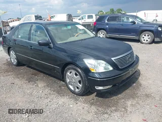 2005 Lexus LS 430 z VIN JTHBN36F055005666, wystawiony jako IAAI lot #42220985 z przebiegiem 197 268 mil mil oraz . Historia ofert i sprzedaży dostępna na DreamBid. Obrazek 1.