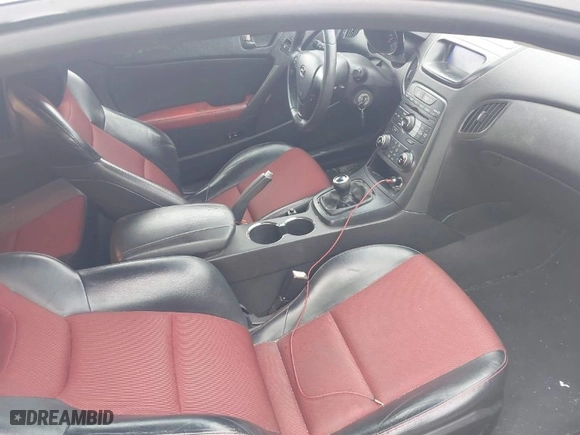 2012 Hyundai Genesis Coupe 2.0T R-Spec with VIN KMHHT6KD2CU070640, listed as a IAAI auction lot 41608733 with 132,057 mi miles. Bid and sale history available at carsss.com. Image 8.