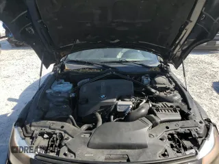 2015 BMW Z4 sDrive28i z VIN WBALL5C58FP557714, wystawiony jako Copart lot #56955565 z przebiegiem 107 962 mil mil oraz Szkoda całkowita • Salvage title. Historia ofert i sprzedaży dostępna na DreamBid. Obrazek 11.