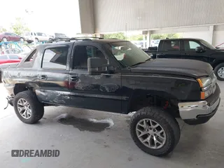 2003 Chevrolet Avalanche with VIN 3GNEC13T43G298570, listed as a IAAI auction lot 42227822 with 241,868 mi miles and . Bid and sale history available at DreamBid. Image 14.