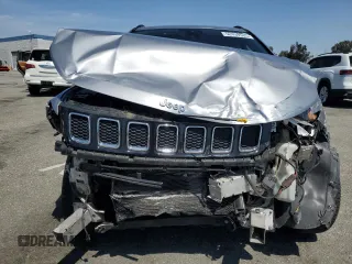 2018 Jeep Compass Limited with VIN 3C4NJCCB4JT362175, listed as a Copart auction lot 52439535 with 123,034 mi miles and Salvage Title. Bid and sale history available at carsss.com. Image 5.