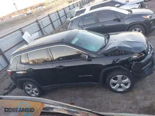 2021 Jeep Compass Altitude with VIN 3C4NJCBB4MT502201, listed as a IAAI auction lot 40909450 with 128,168 mi miles. Bid and sale history available at carsss.com. Image 13.