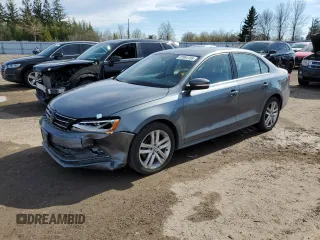 2016 Volkswagen Jetta SEL z VIN 3VWL07AJXGM373693, wystawiony jako Copart lot #55964185 z przebiegiem 133 386 mil mil oraz Czysty tytuł • Clean title. Historia ofert i sprzedaży dostępna na DreamBid. Obrazek 1.