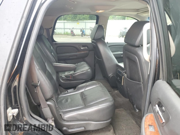 2008 Chevrolet Tahoe 3LT with VIN 1GNFC13078R110559, listed as a Copart auction lot 57583085 with 500,751 mi miles and Salvage title. Bid and sale history available at DreamBid. Image 11.