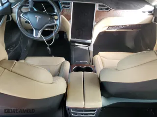 2017 Tesla Model S 100D with VIN 5YJSA1E22HF188426, listed as a Copart auction lot 39728584 with 584 mi miles and Salvage Title. Bid and sale history available at carsss.com. Image 8.